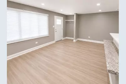 10140 S La Salle Street, Chicago, IL 60628 - Photo 7