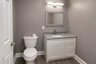 10140 S La Salle St, Chicago, IL 60628 - Photo 13