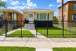 10140 S La Salle St, Chicago, IL 60628 - Photo 1