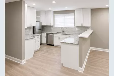 10140 S La Salle Street, Chicago, IL 60628 - Photo 5