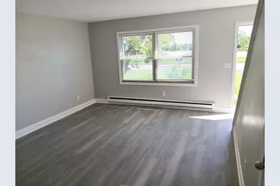 746 Oakton Road, Montgomery, IL 60538 - Photo 5