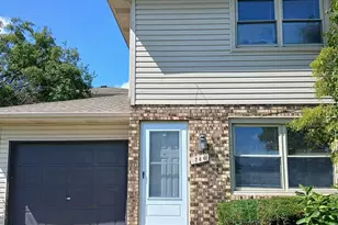 746 Oakton Rd, Montgomery, IL 60538 - Photo 1