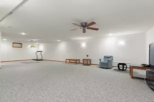 248 Nelson Pkwy, Cherry Valley, IL 61016 - Photo 15