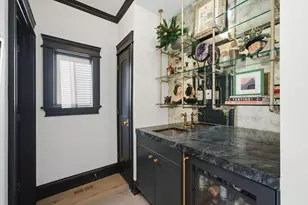 2106 N Campbell Ave, Chicago, IL 60647 - Photo 17
