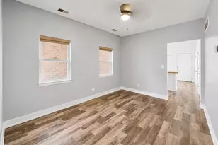 6328 N Bell Ave, Chicago, IL 60659 - Photo 7