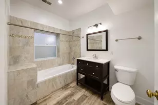 6328 N Bell Ave, Chicago, IL 60659 - Photo 15