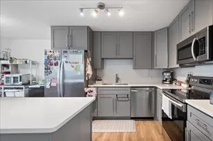 5701 N Sheridan Rd, Chicago, IL 60660 - Photo 7