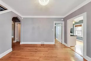 1521 W Nelson St, Chicago, IL 60657 - Photo 7
