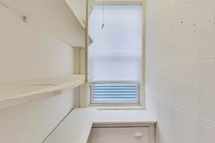 1521 W Nelson St, Chicago, IL 60657 - Photo 11