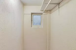 1521 W Nelson St, Chicago, IL 60657 - Photo 21