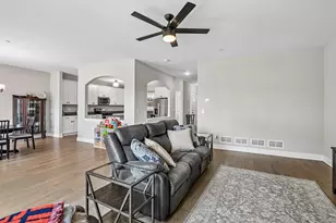 19726 Sunset Ct, Tinley Park, IL 60487 - Photo 5