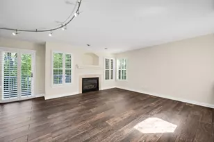 1728 Brookwood Rd, Lisle, IL 60532 - Photo 11