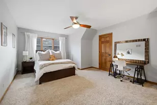6183 Tyrnbury Dr, Lisle, IL 60532 - Photo 35