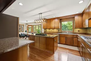 6183 Tyrnbury Dr, Lisle, IL 60532 - Photo 17