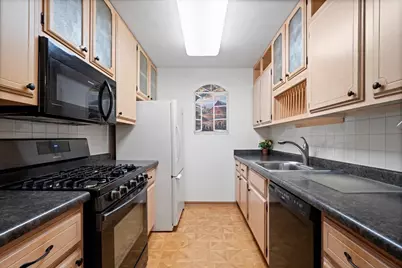 300 Thames Parkway #3F, Park Ridge, IL 60068 - Photo 9