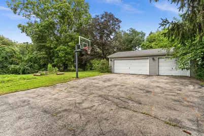 749 N Van Buren Street, Batavia, IL 60510 - Photo 23