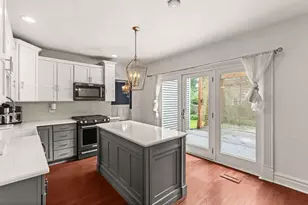 749 N Van Buren St, Batavia, IL 60510 - Photo 9