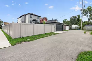 302 S 7th Ave, Maywood, IL 60153 - Photo 31