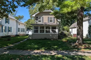 135 N Birch St, Waterman, IL 60556 - Photo 1