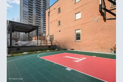 3024 N Lake Shore Drive, Chicago, IL 60657 - Photo 3
