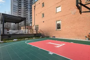 3024 N Lake Shore Dr, Chicago, IL 60657 - Photo 3