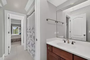 39W748 Goldenrod Dr, Saint Charles, IL 60175 - Photo 35