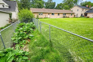 1324 S 3rd St, Saint Charles, IL 60174 - Photo 49