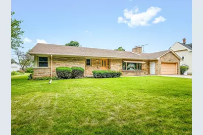 1324 S 3rd Street, Saint Charles, IL 60174 - Photo 3