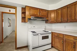 1324 S 3rd St, Saint Charles, IL 60174 - Photo 15