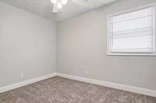 1300 N Motorola Dr, Pontiac, IL 61764 - Photo 17