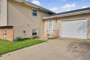 1300 N Motorola Dr, Pontiac, IL 61764 - Photo 5