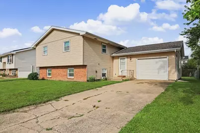 1300 N Motorola Drive, Pontiac, IL 61764 - Photo 3