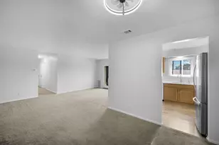 1037 Cottonwood Ct, Wheeling, IL 60090 - Photo 13