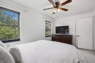 6558 N Troy St, Chicago, IL 60645 - Photo 7