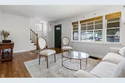 6558 N Troy Street, Chicago, IL 60645 - Photo 3