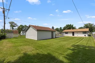 2013 Evans Ave, Loves Park, IL 61111 - Photo 15
