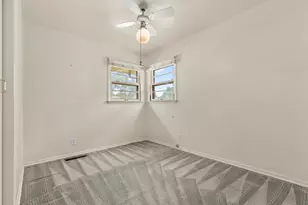 2013 Evans Ave, Loves Park, IL 61111 - Photo 9