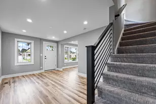 2725 W 99th St, Chicago, IL 60655 - Photo 5