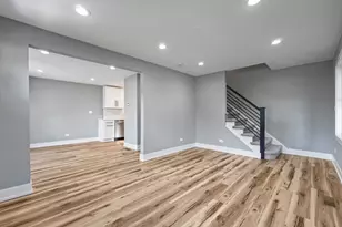 2725 W 99th St, Chicago, IL 60655 - Photo 3