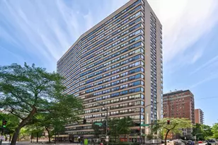 2930 N Sheridan Rd, Chicago, IL 60657 - Photo 1