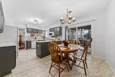 1024 Lakewood Circle, Naperville, IL 60540 - Photo 5