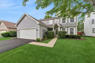 1024 Lakewood Cir, Naperville, IL 60540 - Photo 1