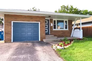 555 Elsie Ave, Crest Hill, IL 60403 - Photo 1