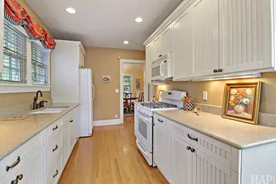 335 E Liberty Street, Barrington, IL 60010 - Photo 11