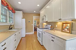 335 E Liberty St, Barrington, IL 60010 - Photo 11