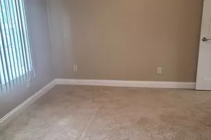 615 Green St, Peru, IL 61354 - Photo 13