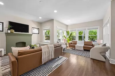 5107 N Lowell Avenue, Chicago, IL 60630 - Photo 3