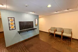 505 Redondo Dr, Downers Grove, IL 60516 - Photo 5