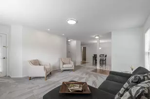 4 Taylor Ct, Streamwood, IL 60107 - Photo 5