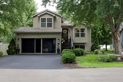 110 Swanson Street, Ottawa, IL 61350 - Photo 1